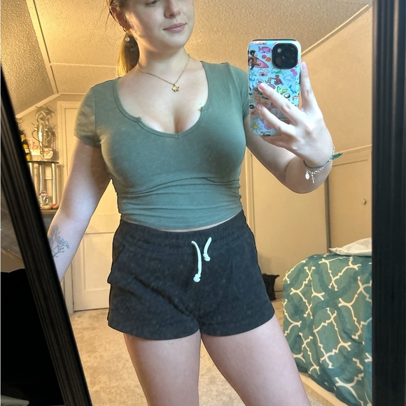 Green Cropped Top (brand new) - Picture 1 of 3